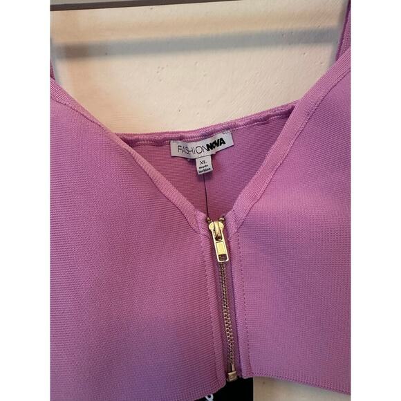 Fashion Nova Lavender Zip Front Crop Top – XL – Spaghetti Strap Bustier Style - Picture 2 of 5